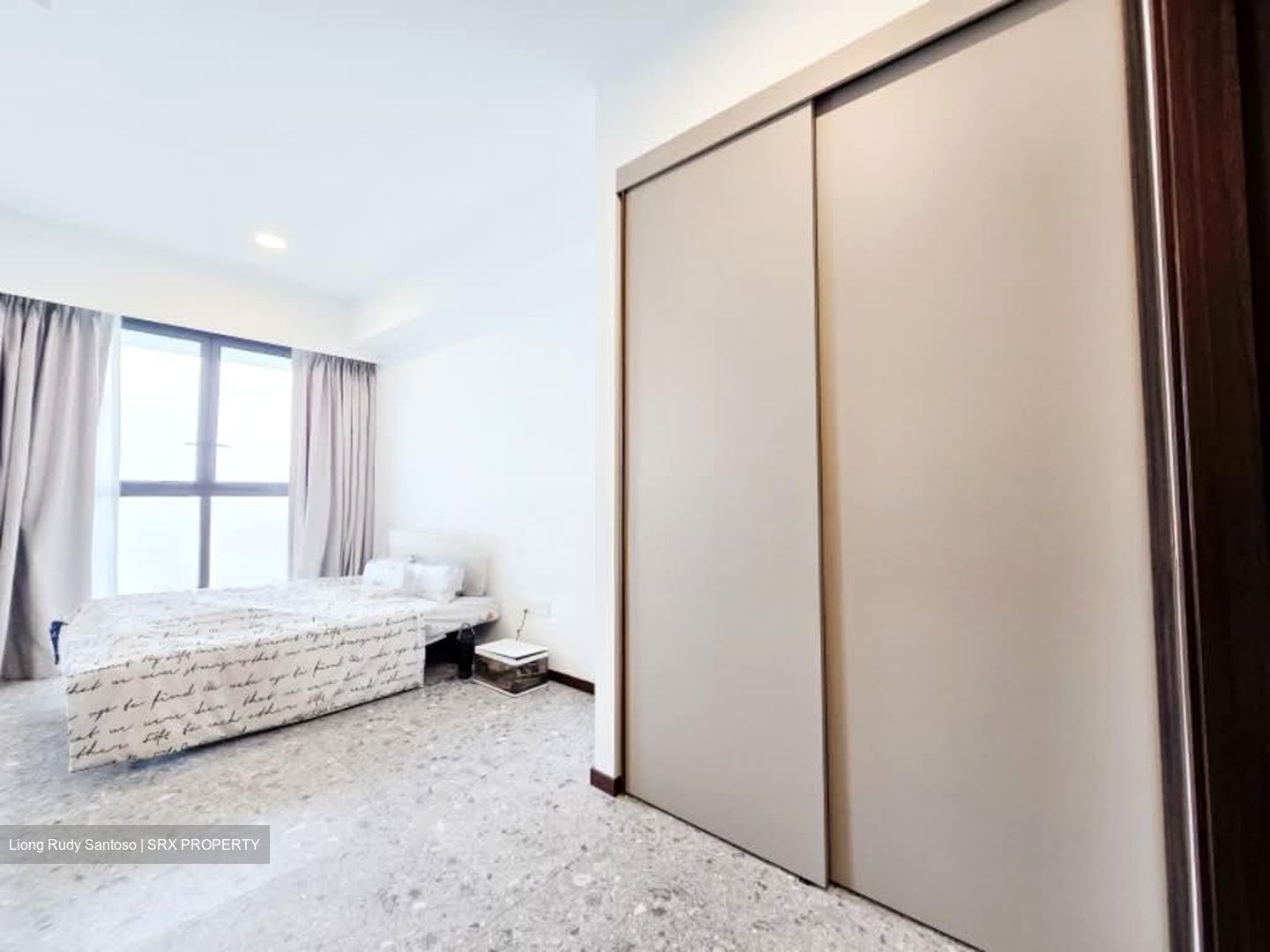 One Pearl Bank (D3), Apartment #560585011